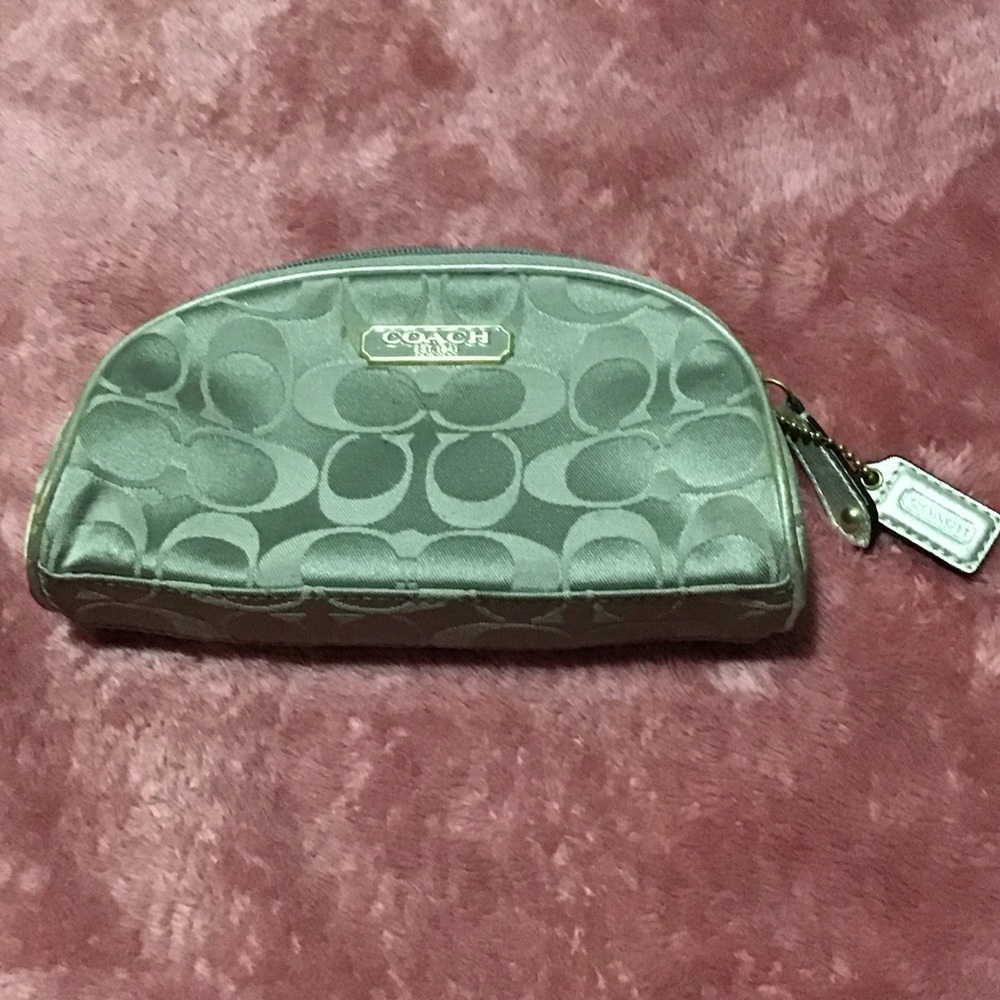 Coach Silver Signature Pattern Pouch